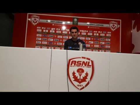 Didier Tholot en conférence de presse avant ASNL-Orléans