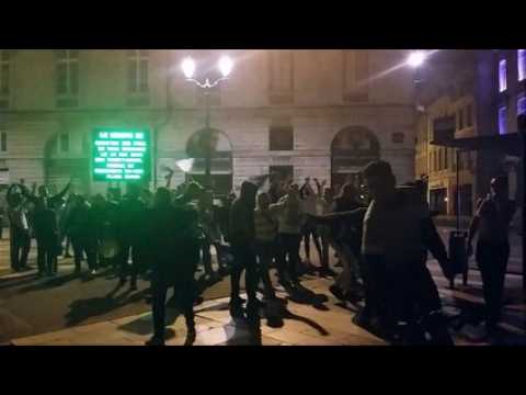 Les supporters bisontin de l'OM célèbrent la qualification de Marseille pour la finale de la Ligue Europa