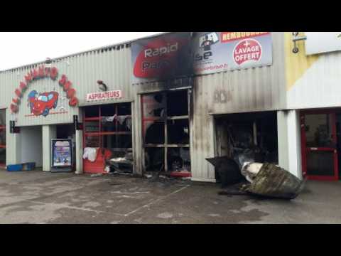 Besançon : incendie nocturne de la station de lavage auto Clean’Auto 3000