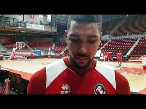 Mickaël Var intérieur du Sluc Nancy avant le 3e match de leaders coup entre Nancy et Aix-Maurienne