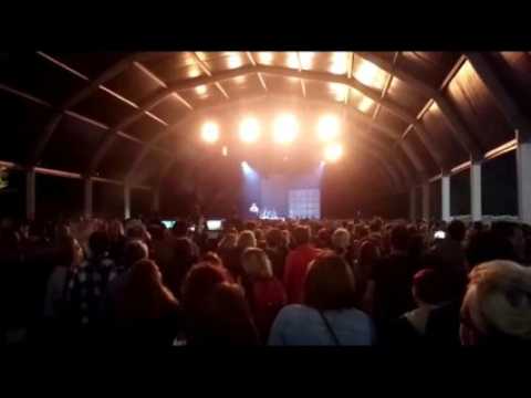 Eddy de Pretto électrise la scène du festival Détonation à Besançon