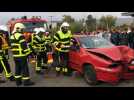 Démonstration d'une désincarcération au lycée technique Hanzelet de Pont-à-Mousson, par les sapeurs-pompiers mussipontain