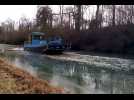 Le brise-glace des voies navigables de France rouvre le canal de la Marne au Rhin