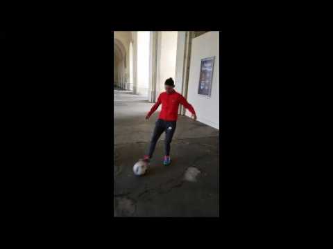 La freestyleuse Kelly Gayrard dans ses oeuvres à Nancy