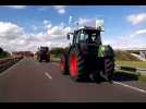 WP_20150902_16_47_10_Pro40 tracteurs lorrainssur l'autoroute A4 pour aller manifester &agrave; Paris - Label : L'Est Républicain - Category : News