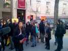 Baccarat rassemblement devant le siège parisien