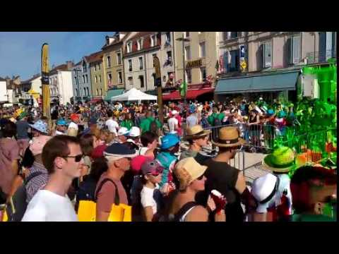 Tour de France Vesoul Les coureurs juniors avant le départ de la course