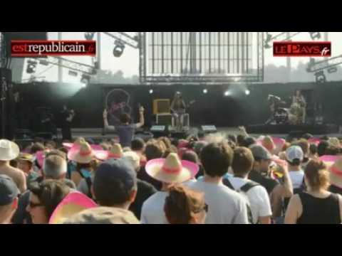 Aux eurocks en pédalo avec Deap Vally