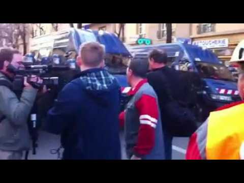 ArcelorMittal : manifestation sous tension à Paris (1)