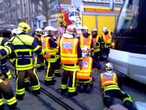 Nancy : piéton coincé sous le tram (2)