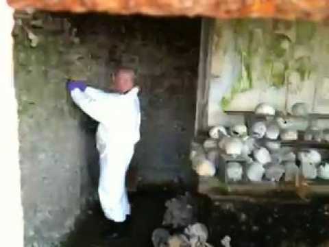 Meuse: le cimetière de Marville profané