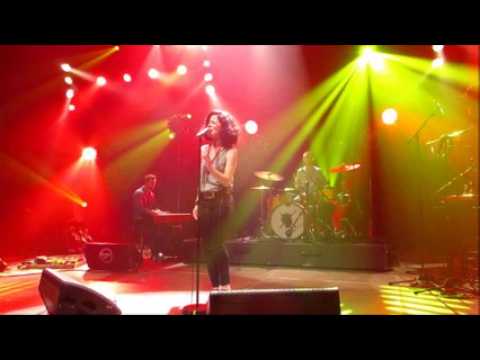 Arita chante LHASA et enflamme le NJP
