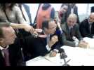 Hollande en conférence de presse chez Peugeot