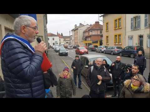 Manifestation à Lunéville contre une fermeture de classe