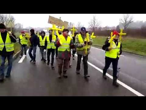 Opération escargot des gilets jaunes du Territoire de Belfort sur la RN 1019