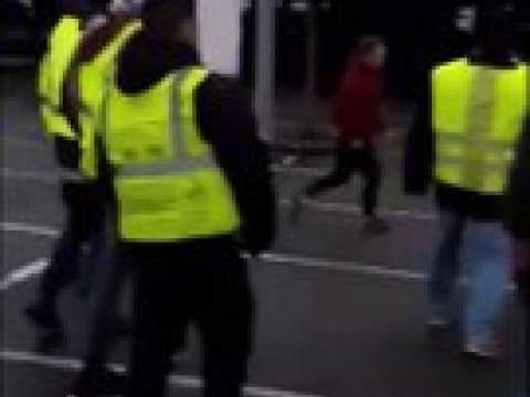 Montbéliard : altercation entre des gilets jaunes et un couple d’automobilistes, dimanche 9 décembre, sur le parking de l'hypermarché E.Leclerc