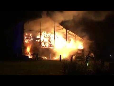 Haut-Doubs : un incendie dévaste un hangar agricole à Goux les Usiers