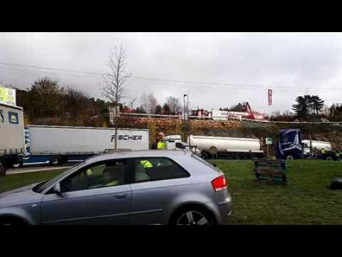 La circulation bloquée par les gilets jaunes au rond-point de l'Europe à Haudainville (55)