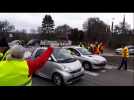 Les gilets jaunes bloquent le rond-point de Frouard