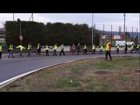 Franche-Comté Haute-Saône Minute de silence des gilets jaunes en ronde au rond-point de Noidans-lès-Vesoul