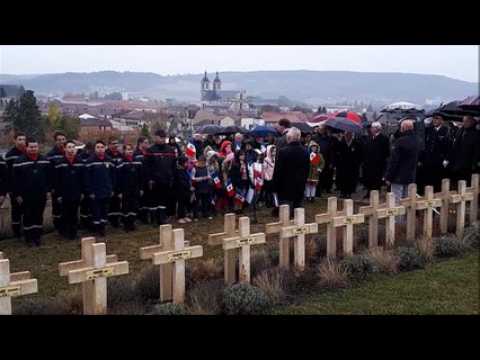 Pont-à-Mousson Marseillaise pour les écoliers pour la cérémonie du Souvenir Français