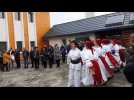 Danses et chants lors de l'inauguration du nouveau bâtiment de l'Amseaa qui accueille des jeunes roumains