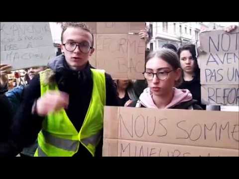 Territoire de Belfort Lycéens de Follereau dans la rue