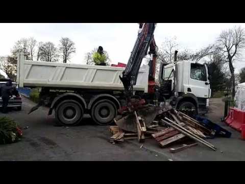 Démontage du campement des gilets jaunes à Toul