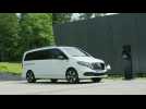 The new Mercedes-Benz EQV Driving Video