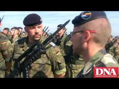 Français et Allemands apprennent à défiler ensemble