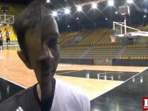Abdou M'Baye sur Tony Parker : «S'il lui mettre des coups, on lui mettra des coups!»