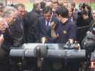 Visite de la Cité de l'Automobile par François Fillon