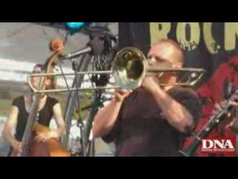 Le Bal Pygmée en concert festival scene off foire aux vins