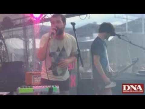 Colt Silvers concert festival scene off foire aux vins