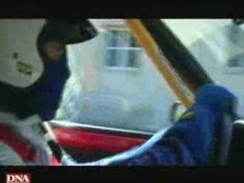 Dans l'habitacle d'une voiture de rallye