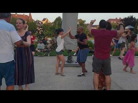 Place Rapp, tous les mardis c’est salsa, bachata et kizumba
