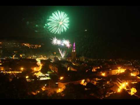 Crémation des trois sapins : "On va allumer le feu !"