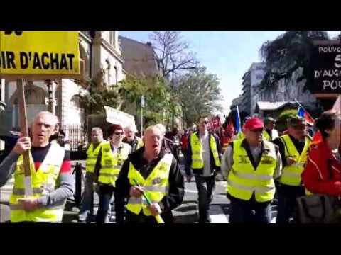 Le 1er mai dans les rues de Mulhouse