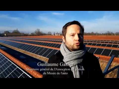 Des panneaux solaires à la Cité de l'auto