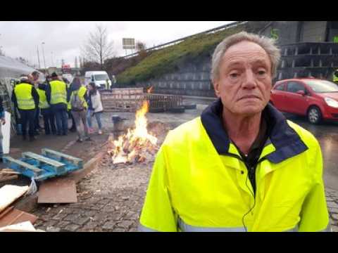 Gilets jaunes: "M. Philippe aurait mieux fait de rester au lit"