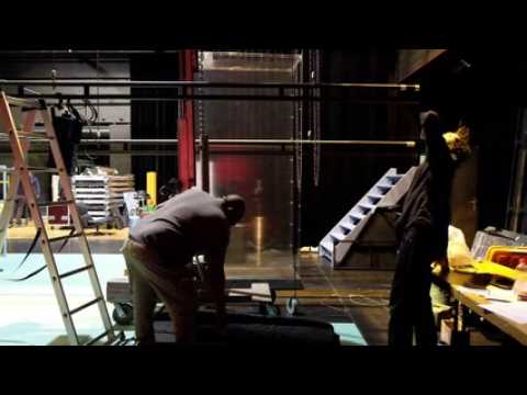 En coulisses, de l'ombre à la lumière