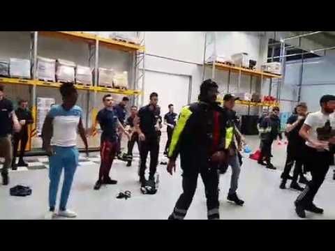 Une séance de réveil musculaire avec les joueuses de Metz Handball pour les employés de Lidl