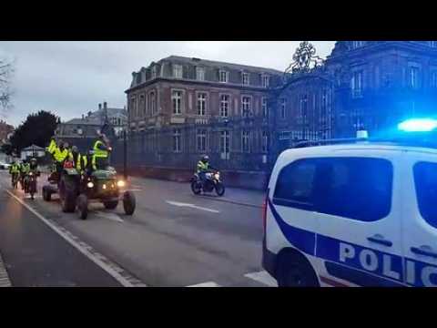 Colmar : des gilets jaunes devant la préfecture