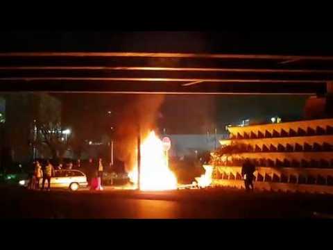 Gilets jaunes : nouveaux feux autour du rond-point du Kaligone