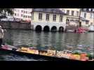 Livraison de fruits et légumes en barque à Strasbourg (Vidéo)