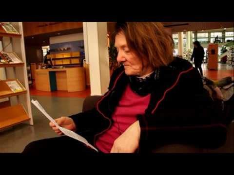 Monique Maitte lit un poème : "Mon silence écoute"