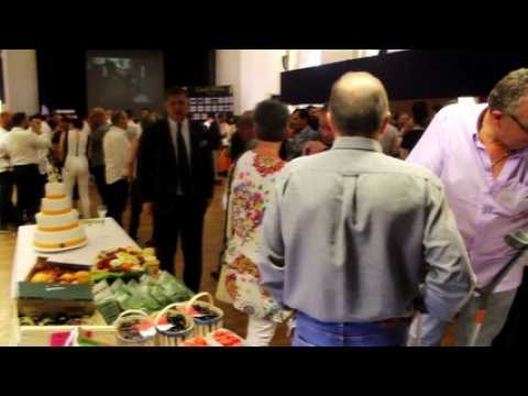 Retour en images sur la cérémonie et Sarah Benahmed, trophée 2018 du Jeune talent service en salle