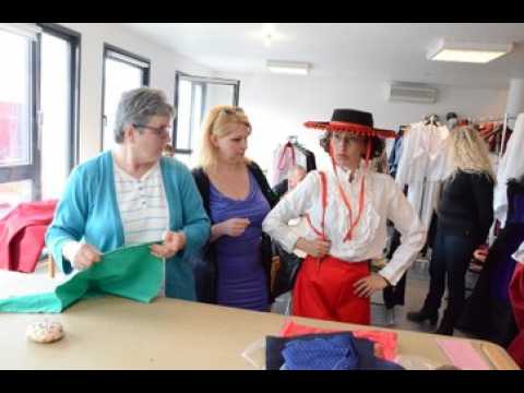 Un fil à la patte - Angschnierelt - Un avant-goût des costumes