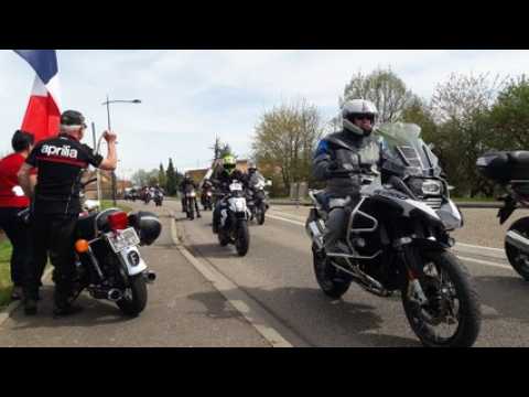 Les motards manifestent contre les 80km/h