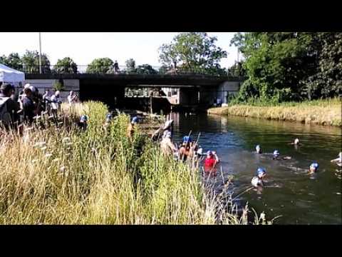 Première course de natation en eau libre à Strasbourg